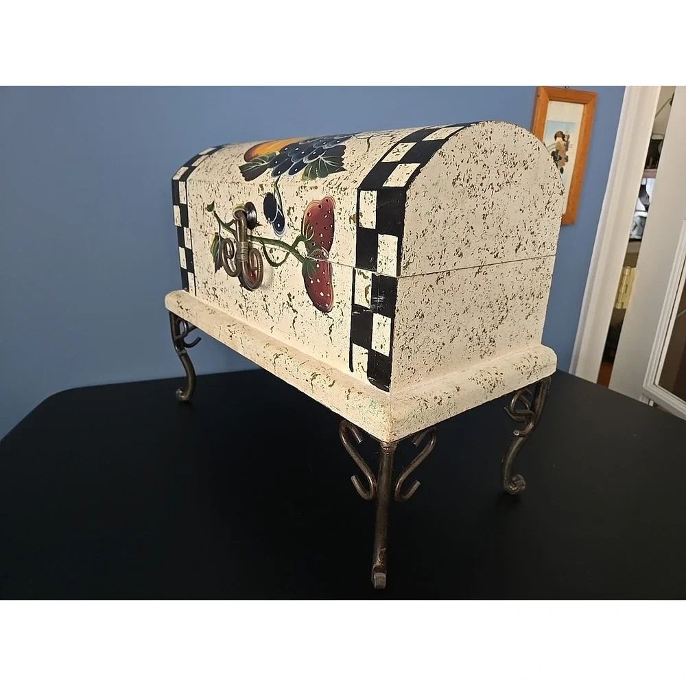 Vintage Wooden Kitchen Storage Box With Metal Legs For Fruits , Counter Top Deco